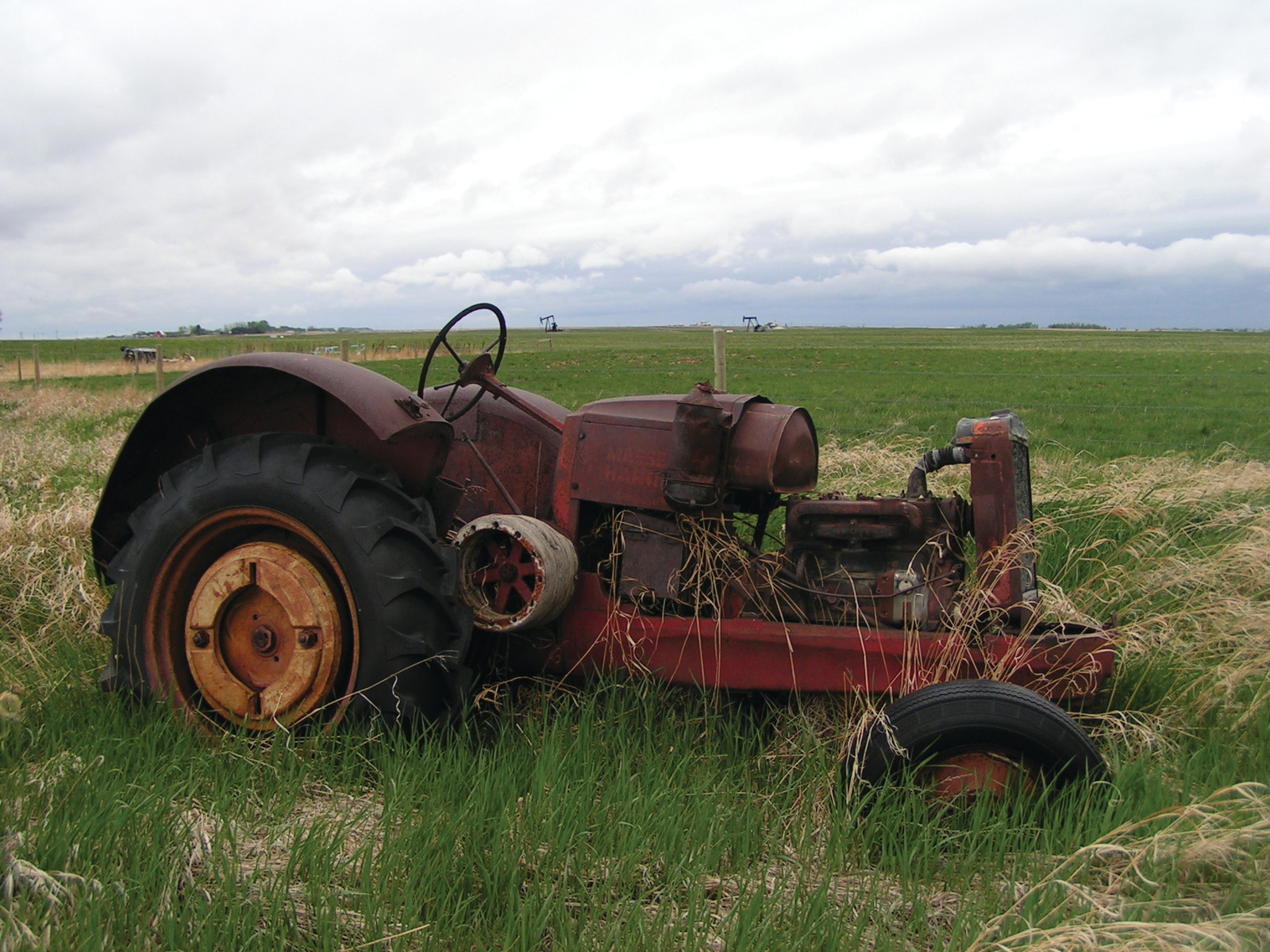 Tractor in a field dave 7 — historic image