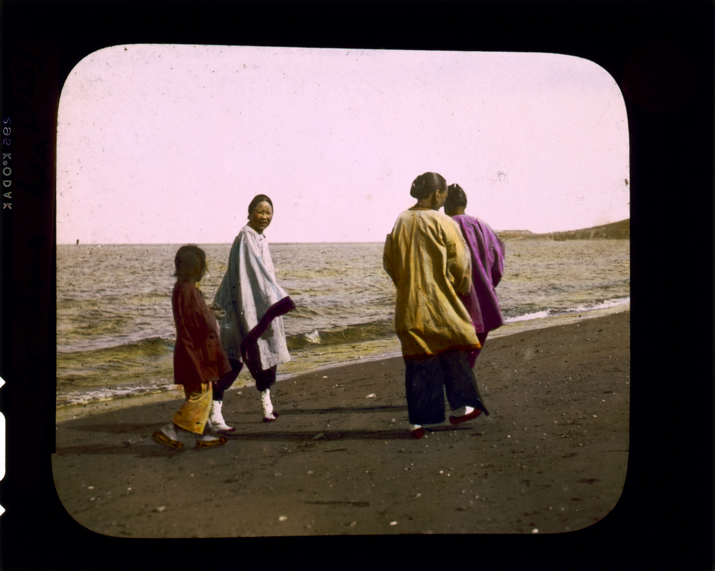 Four women walking along sea-shore, [1895] — historic image