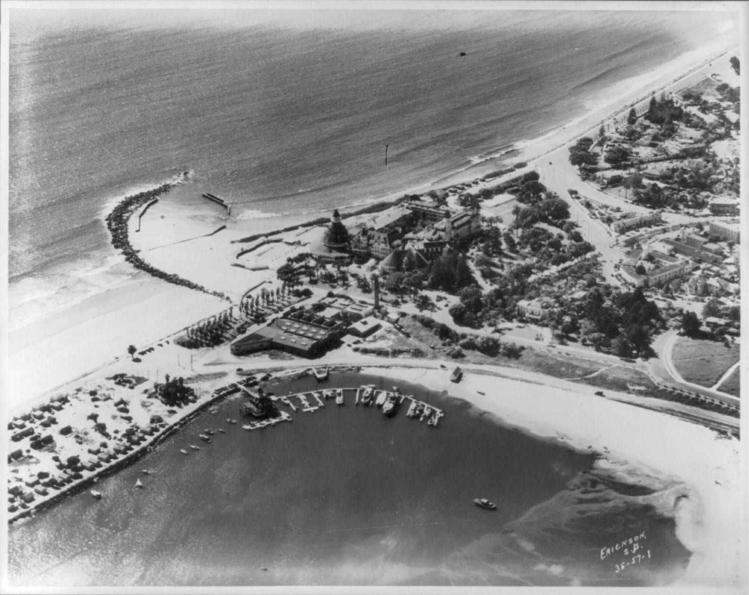 [Aerial views: Hotel Del Coronado, San Diego, Calif.], c1935. — historic photograph