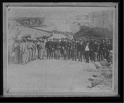 Delivering Cabanas Castle to American troops, Jan 1, 1899