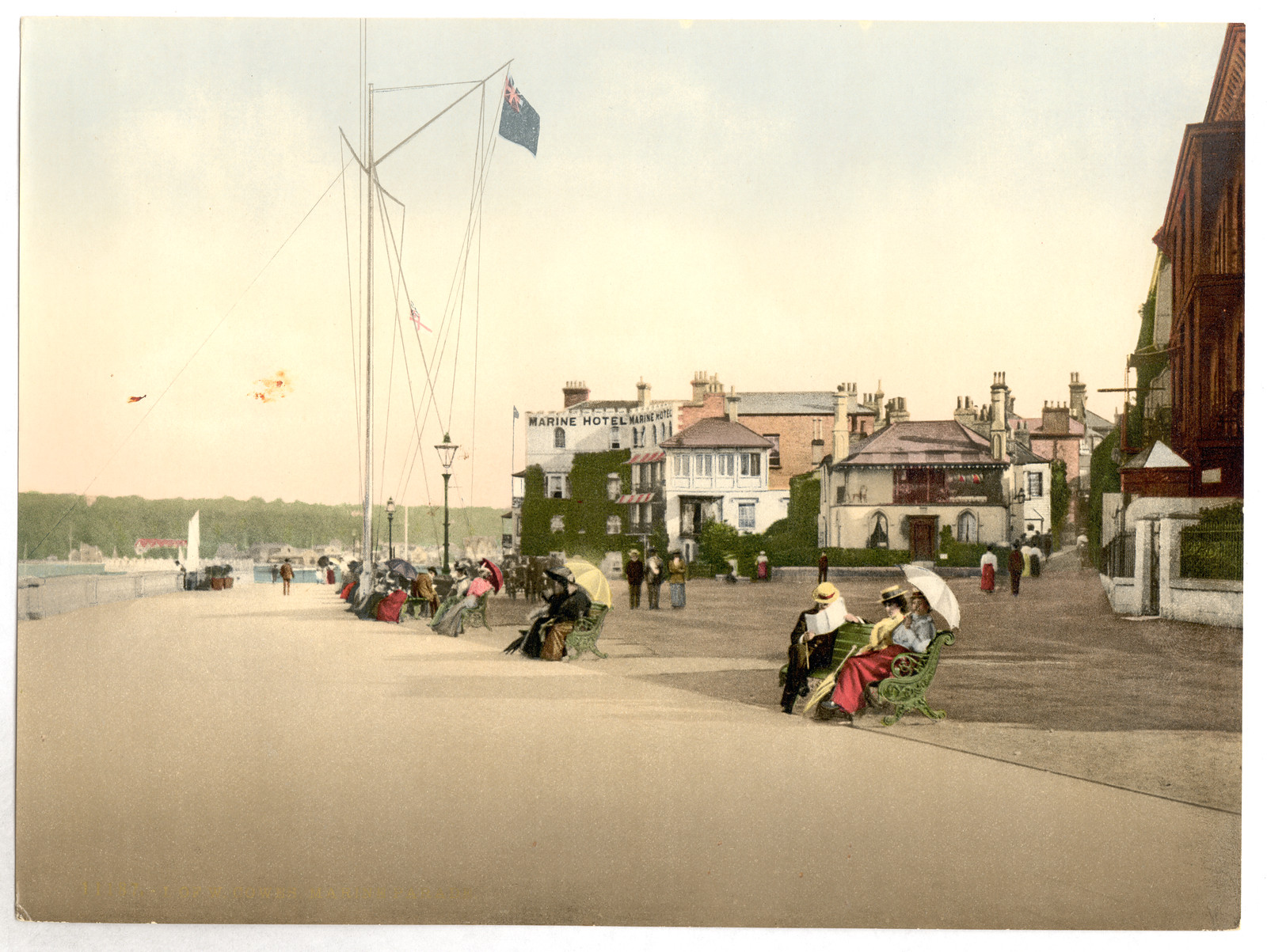 Cowes marine parade (i.e. promenade) Isle of Wight England, [between ca. 1890 and ca. 1900]. — historic print