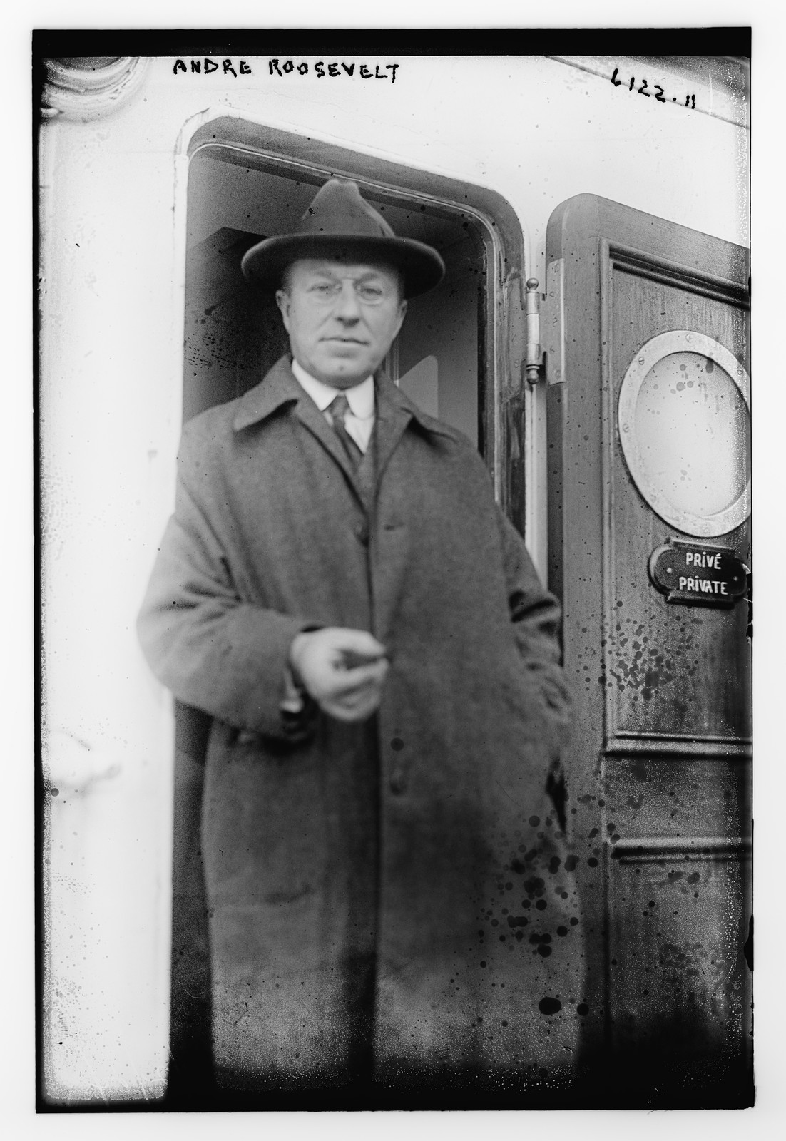 Andre Roosevelt, n/a — historic photograph