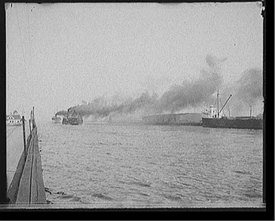 [Departing steamers, Detroit & Cleveland Navigation Co. dock, Cleveland, Ohio]