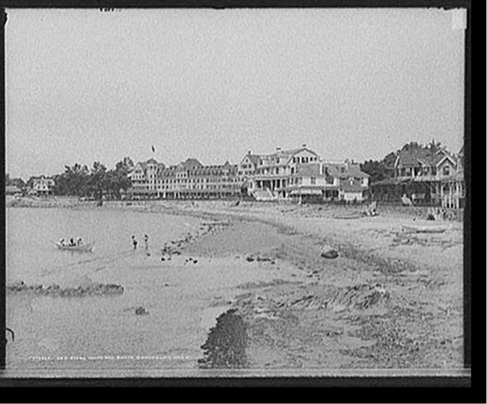 New Ocean House and beach, Swampscott, Mass., c1907. — historic photograph