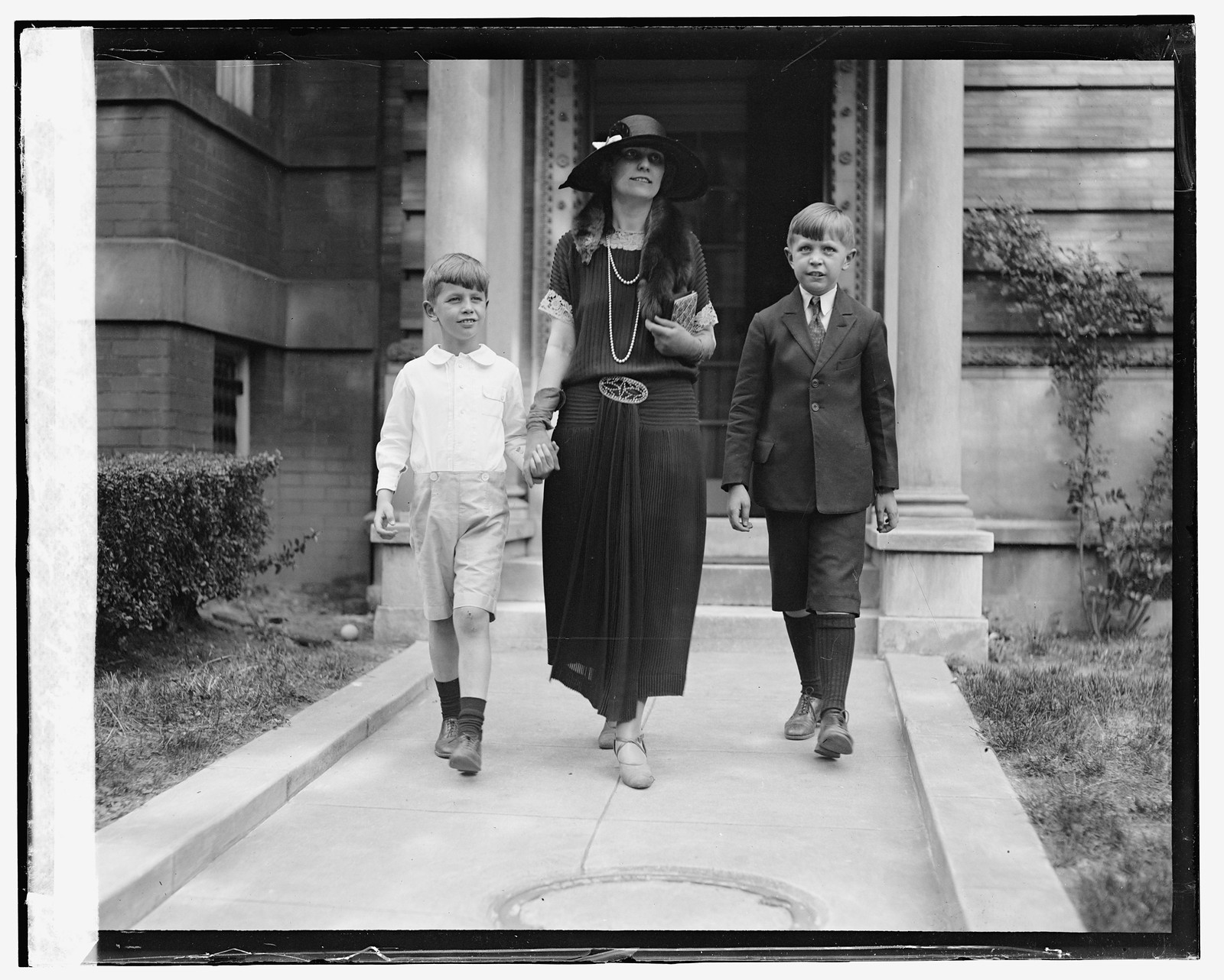 Madam Gustof Weidel & children, [1924] — historic photograph