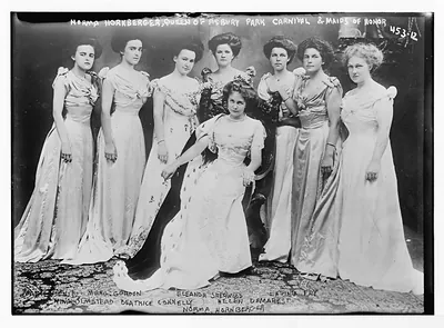 Norma Hornberger, queen of Asbury Park Carnival, surrounded by maids of honor