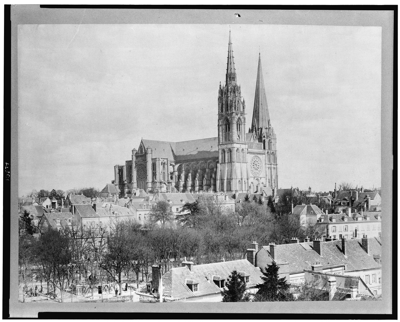 Cathedral de Chartres, [between 1860 and 1900] — historic photograph