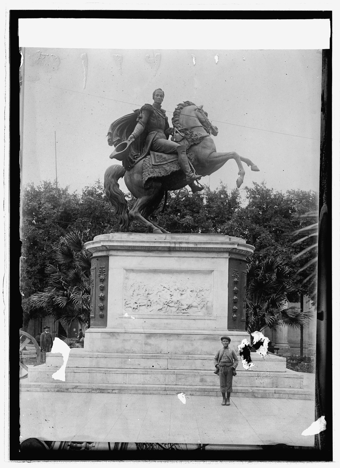 Peru. Statue of Bolivar, Lima, [between 1909 and 1919] — historic photograph
