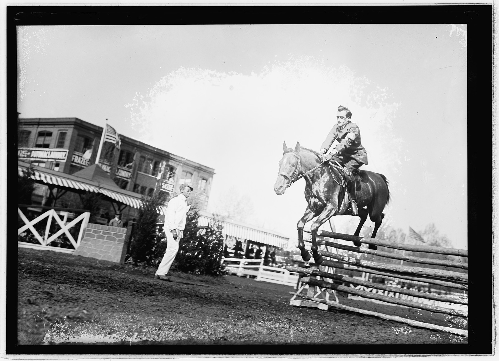 Dr. Gary Grayson, Wash. Horse Show, 1914, 1914 — historic photograph
