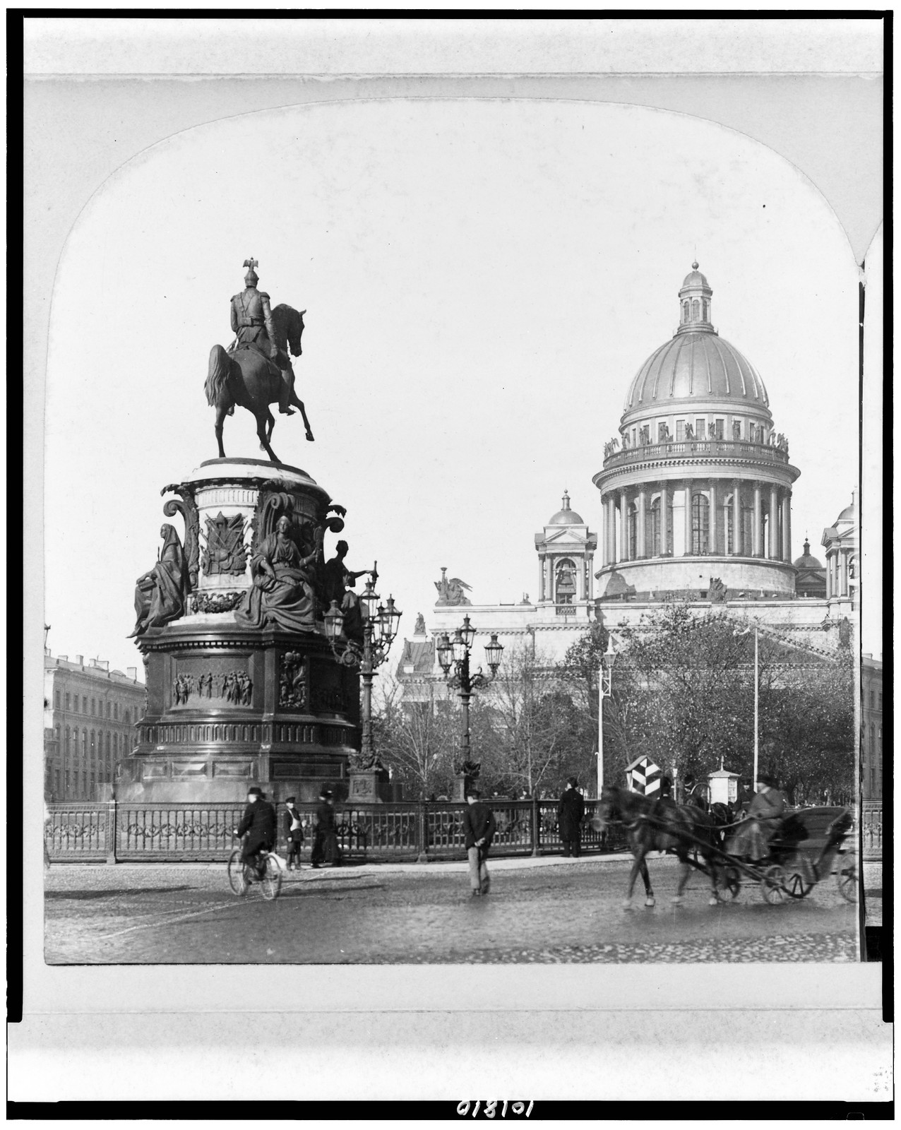 Nicholas I monument & Isaac cathedral, St. Petersburg, Philadelphia, : C.H. Graves, publisher and gen'l. manager, c1900. — historic photograph