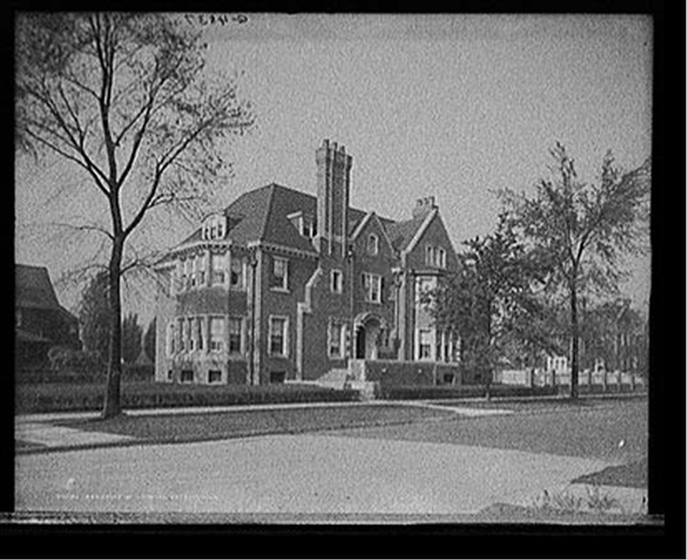 Residence of L.H. Jones, Detroit, Mich., [between 1900 and 1910] — historic photograph