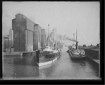 [A Busy section of the canal, Buffalo, N.Y.]