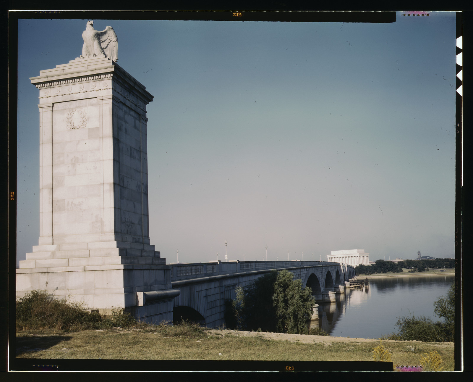 Memorial Bridge, Looking From The Virginia Side Of The Potomac River Across To The Lincoln Memorial, Washington, D.C. Transfer from U.S. Office of War Information, c. 1944-1946 — historic image