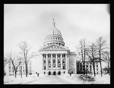 [State Capitol Building, Madison, Wisconsin]