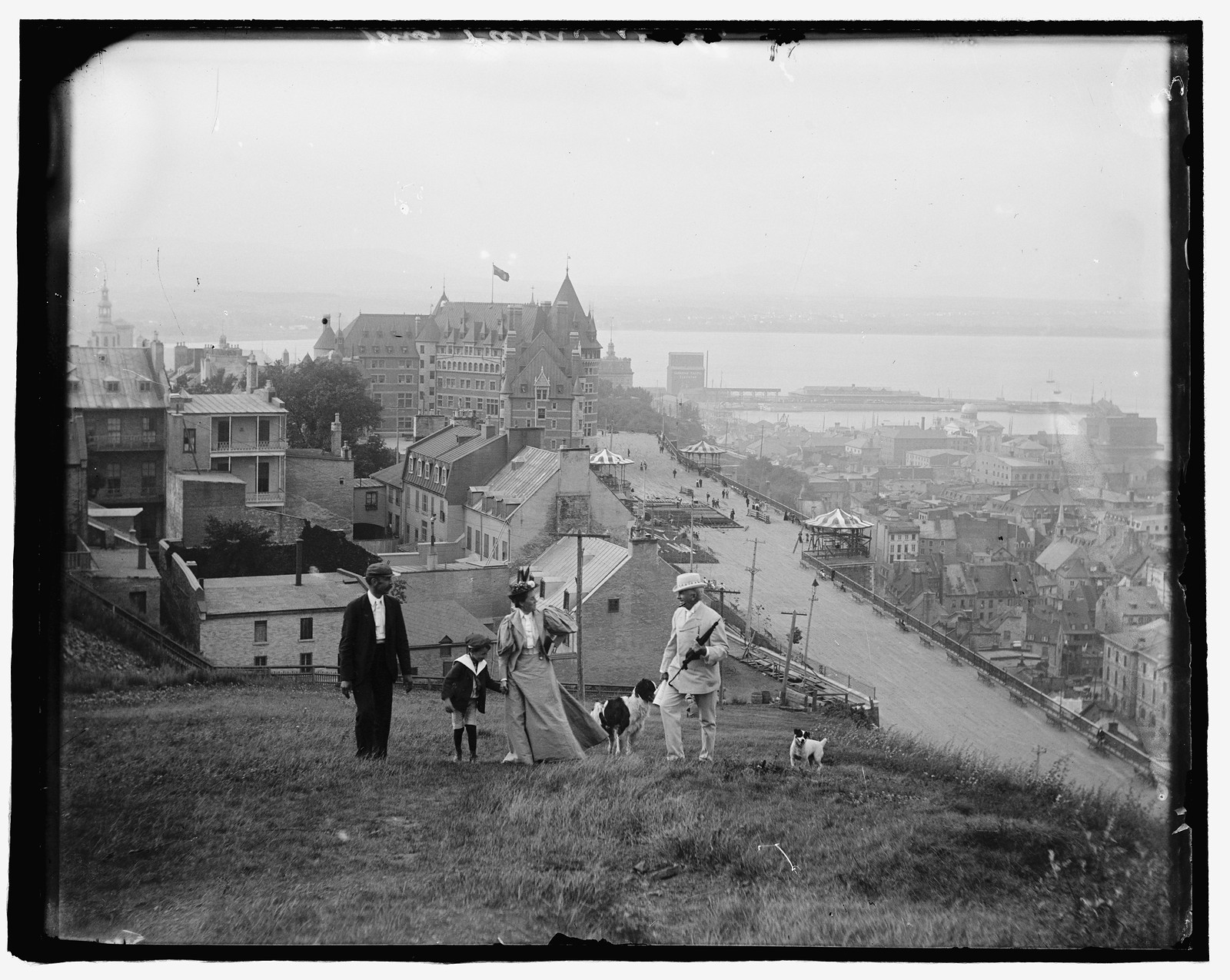 [Quebec City], [between 1918 and 1920] — historic photograph