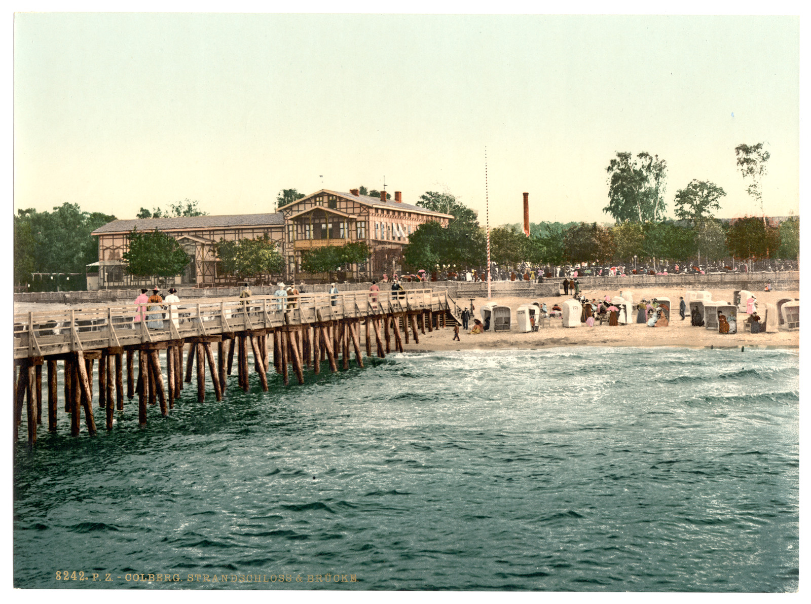 Castle on the beach and bridge Colberg Pommeraina Germany (i.e.Kolobrzeg Poland), [between ca. 1890 and ca. 1900]. — historic print