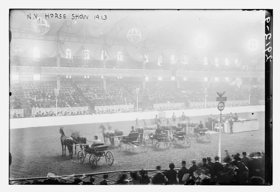 N. Y. Horse show, 1913, 1913 — historic photograph