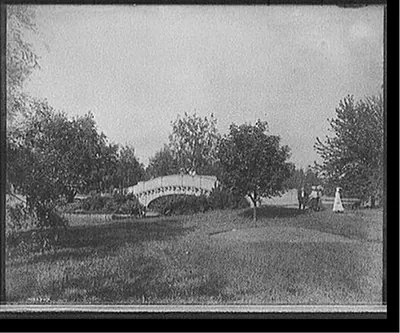 [A Bridge on Belle Isle Park, Detroit, Mich.]