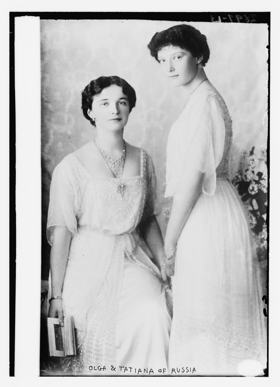 Olga and Tatiana of Russia, n/a — historic photograph