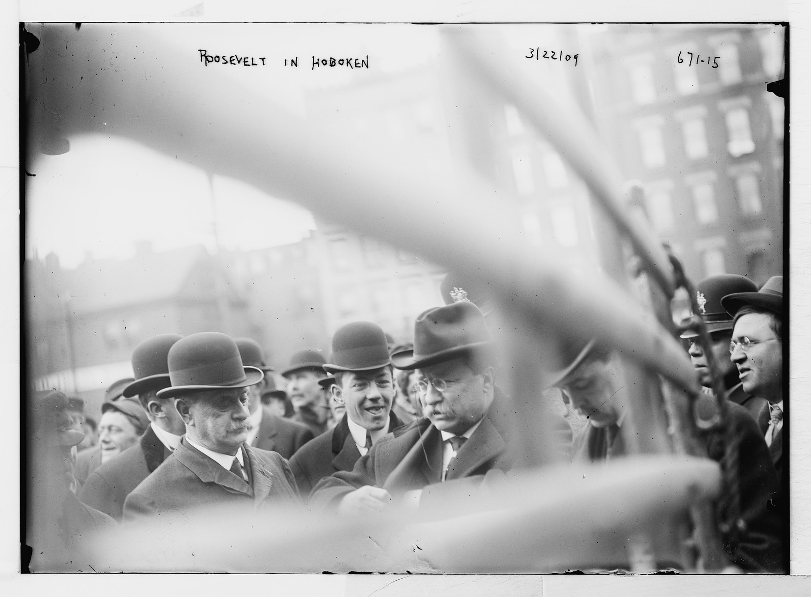Roosevelt with crowd, Hoboken, N.J., 3/22/09. — historic photograph