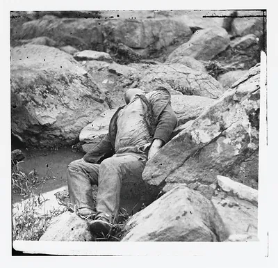Gettysburg Pennsylvania. Dead Confederate sharpshooter at the foot of Round Top