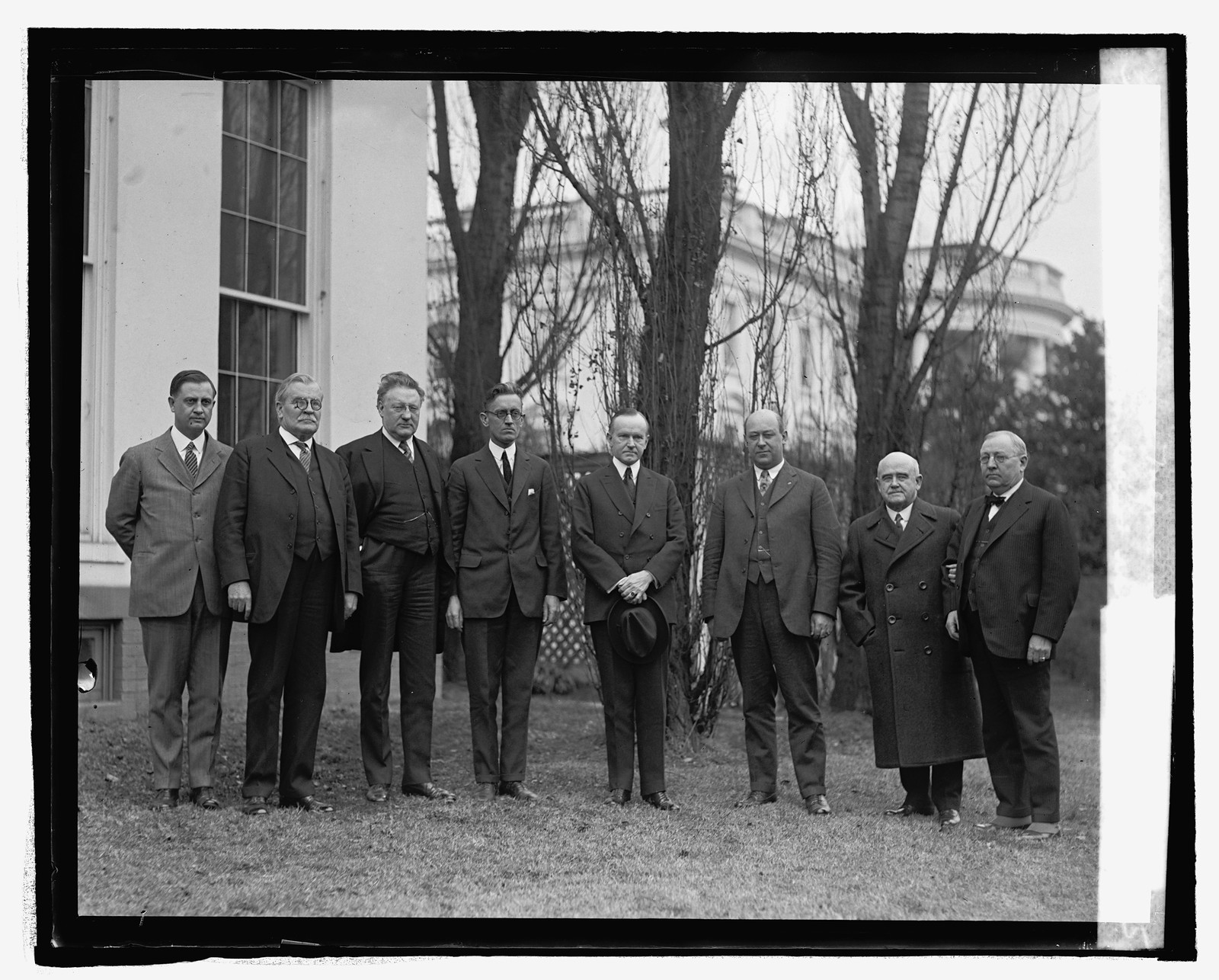 Delegation who witnessed signing of Lincoln Memorial Bridge bill, 2/13/25, [19]25 February 13. — historic photograph