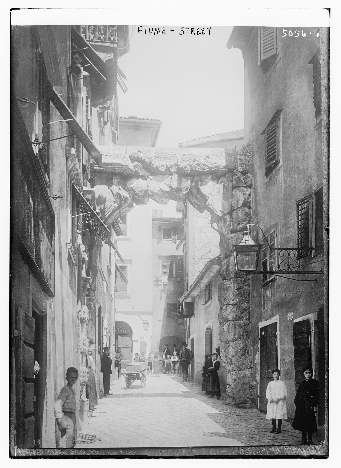 Fiume - street, n/a — historic photograph