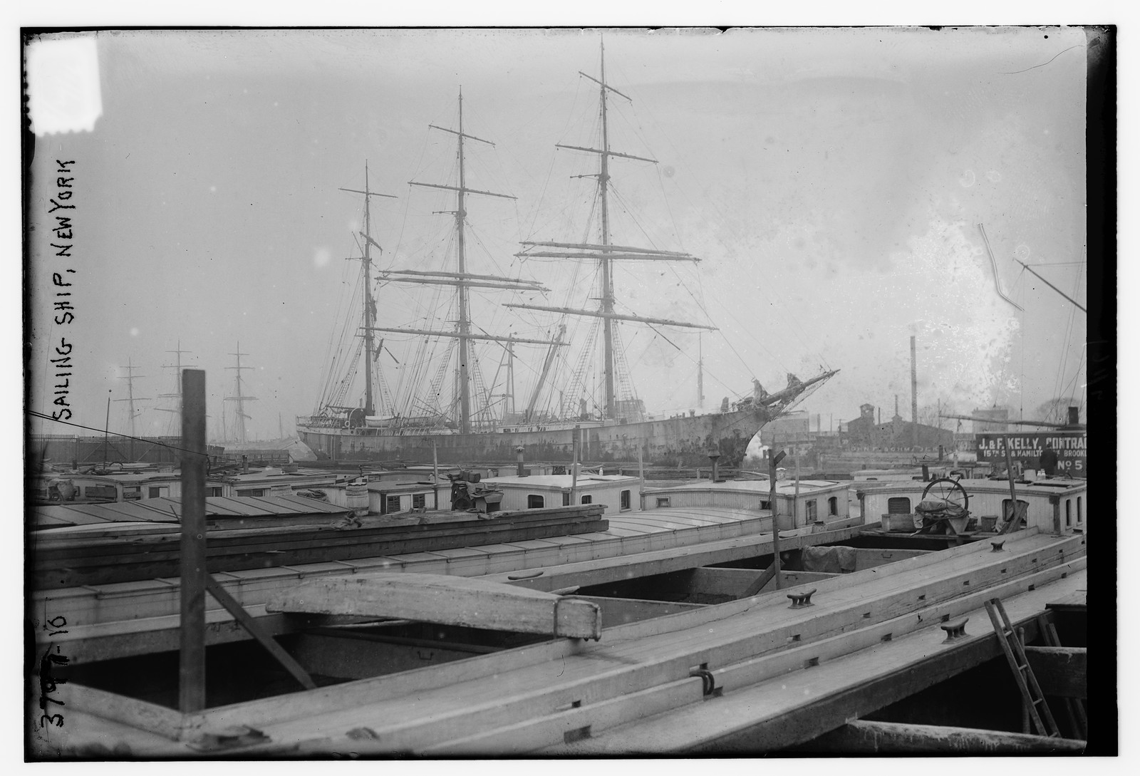 Sailing ship, N.Y., n/a — historic photograph