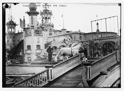 Coney Island, Open air circus