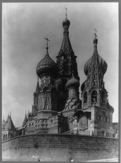 Cathedral of St. Basil, begun by Ivan the Terrible in 1554, Moscow, Russia