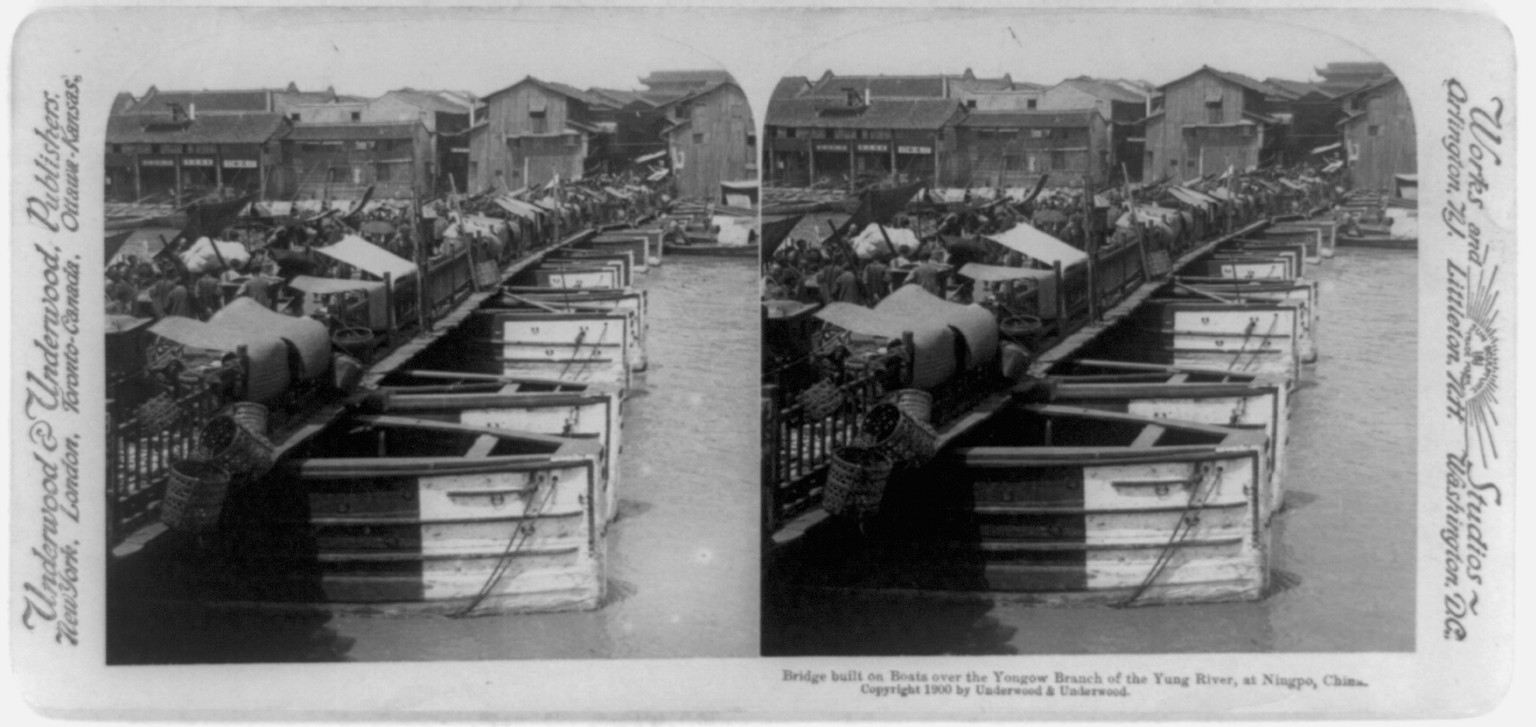 Bridge built on boats over the Yongow branch of the Yung River, at Ningpo, China, New York : Underwood & Underwood, publishers, c1900. — stereograph
