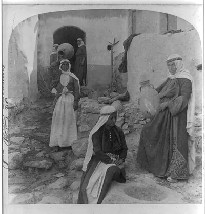 Women of the mysterious Druse race, village of Dalieh, on Mt. Carmel, Palestine