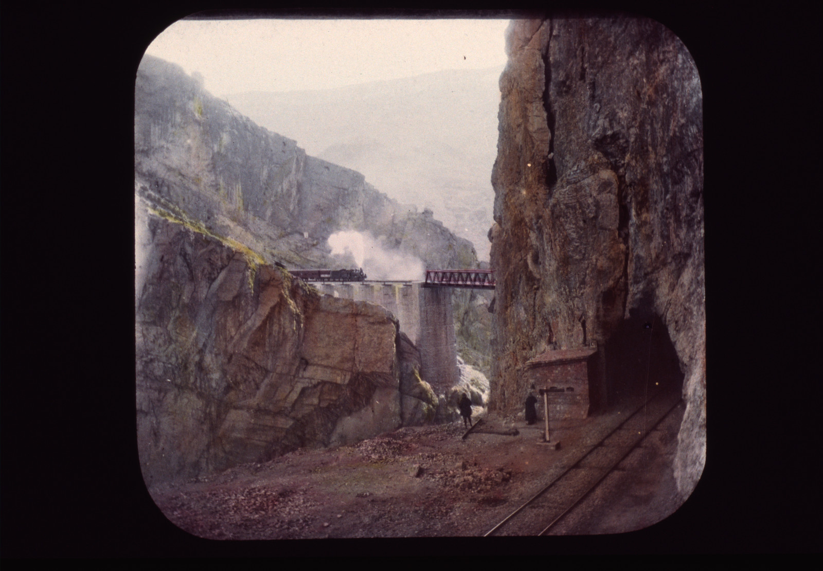 Tunnel and bridge on the Northwestern Railway near Quetta, [1895] — historic image