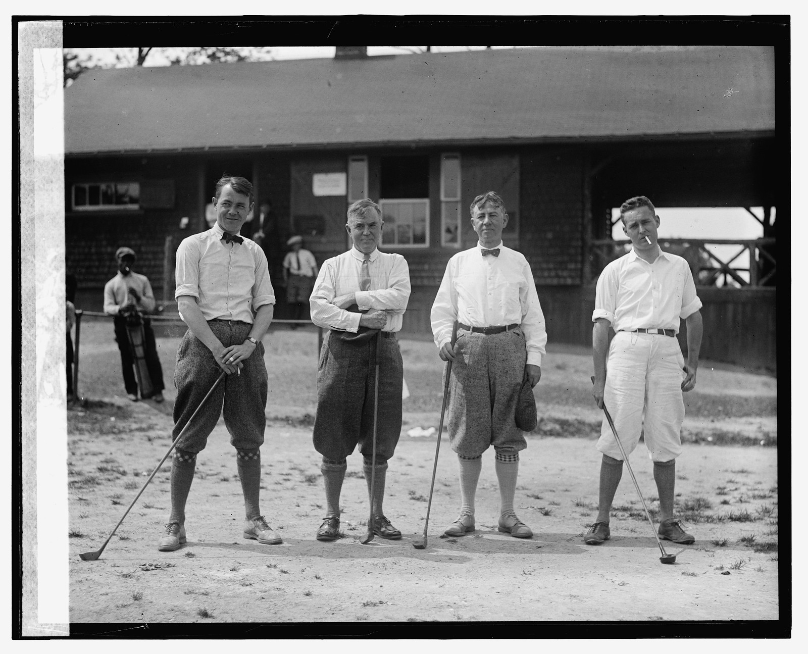 Wallace golf, [5/19/24], [1924 May 19] — historic photograph
