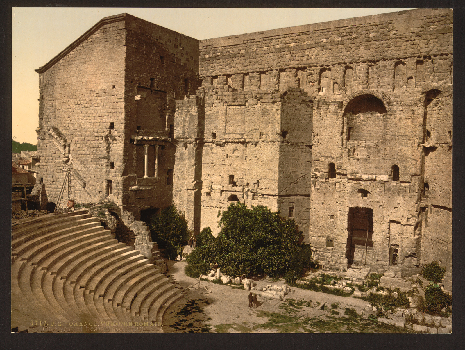 Roman theatre Orange Provence France, [between ca. 1890 and ca. 1900]. — historic print
