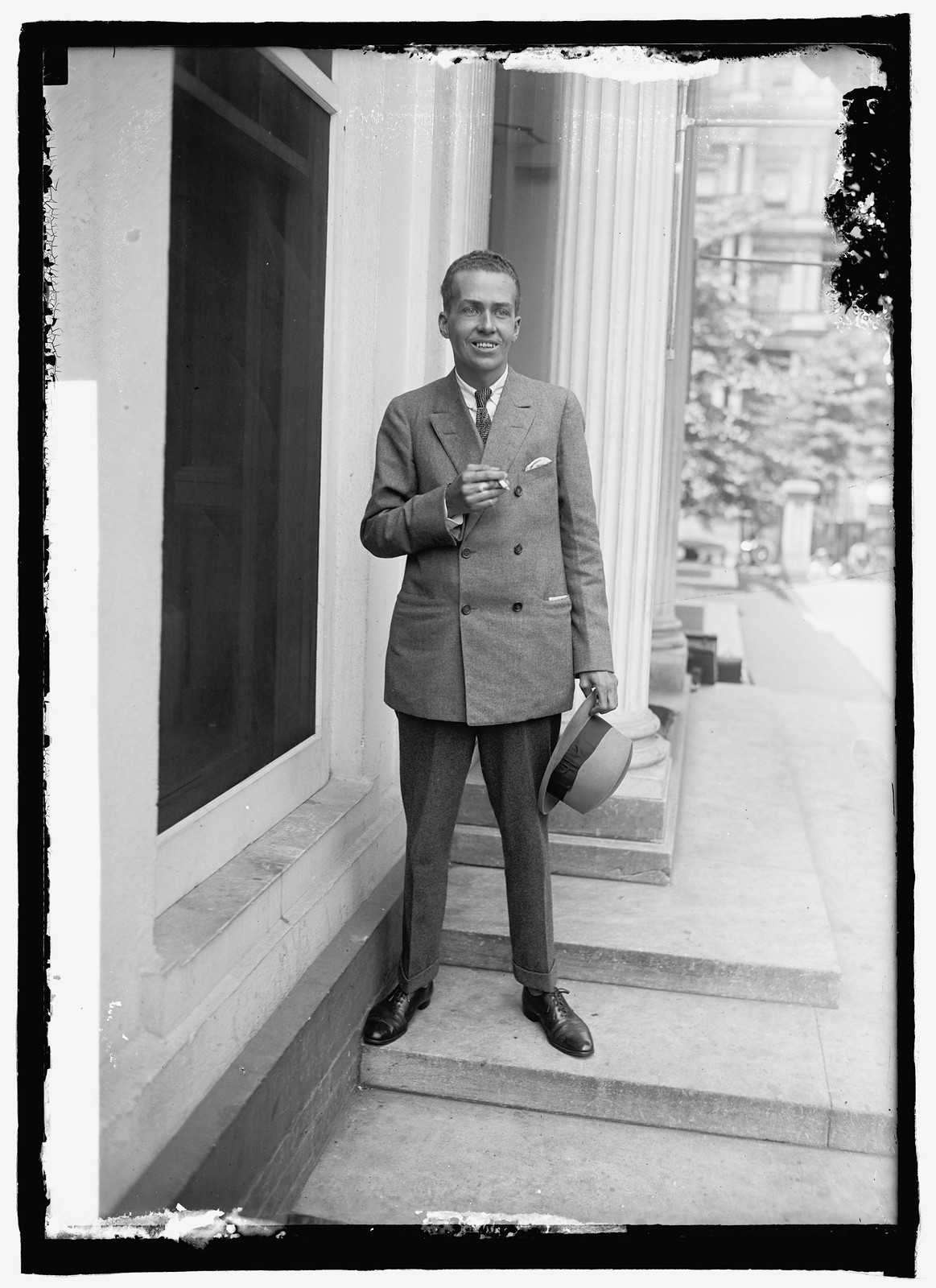 Cornelius Vanderbilt at W.H., [i.e., White House, Washington, D.C.], 6/20/25, [19]25 June 20. — historic photograph