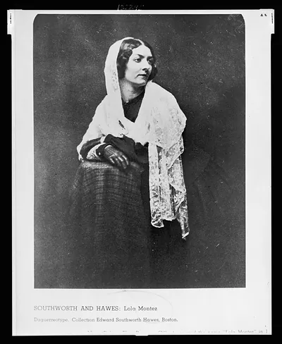 [Lola Montez, full-length portrait, standing, facing right]