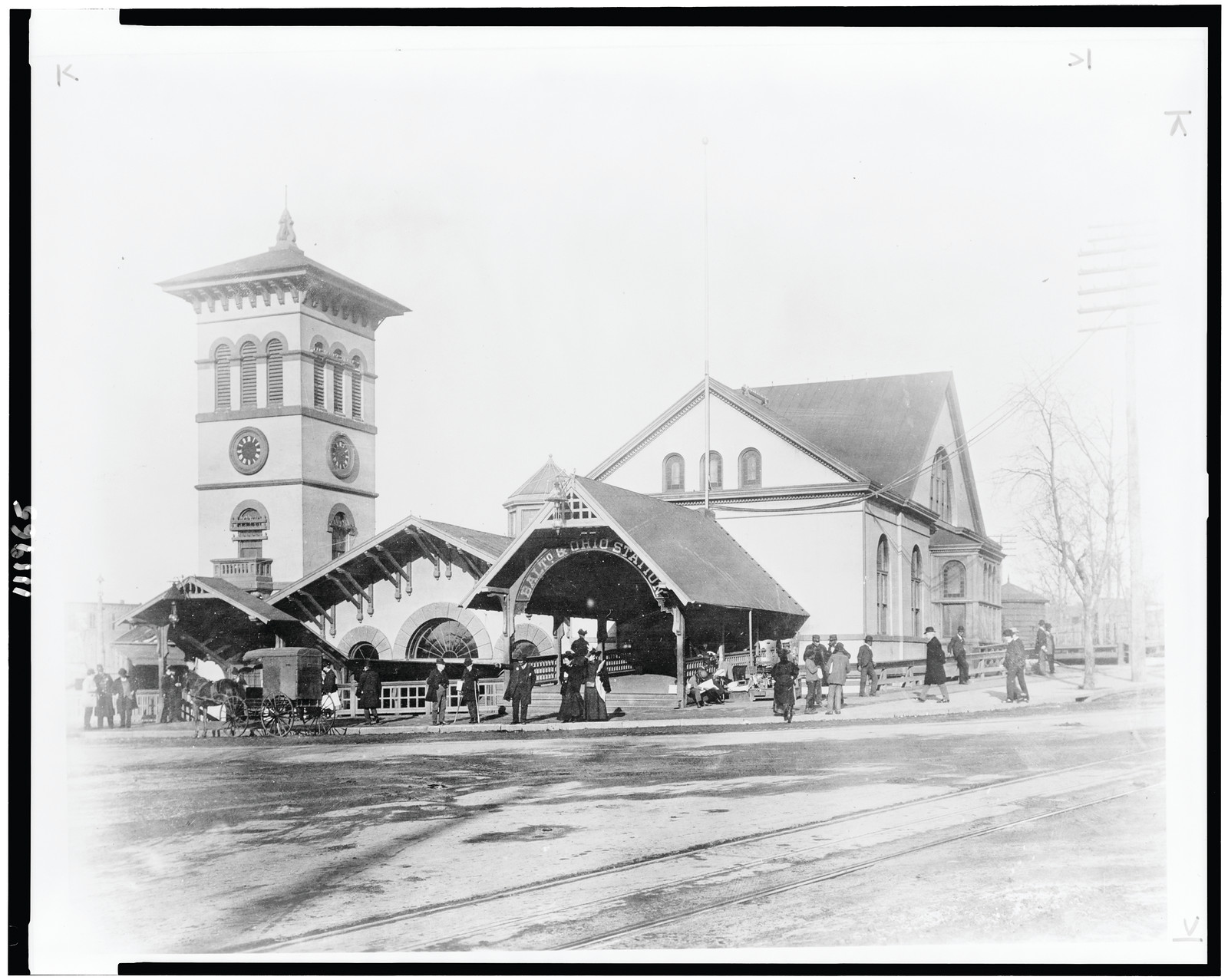 [The Baltimore and Ohio Railroad Station at New Jersey Avenue and C St., N.W., Washington, D.C., shortly before it was demolished in 1907], [1907(?)] — historic photograph