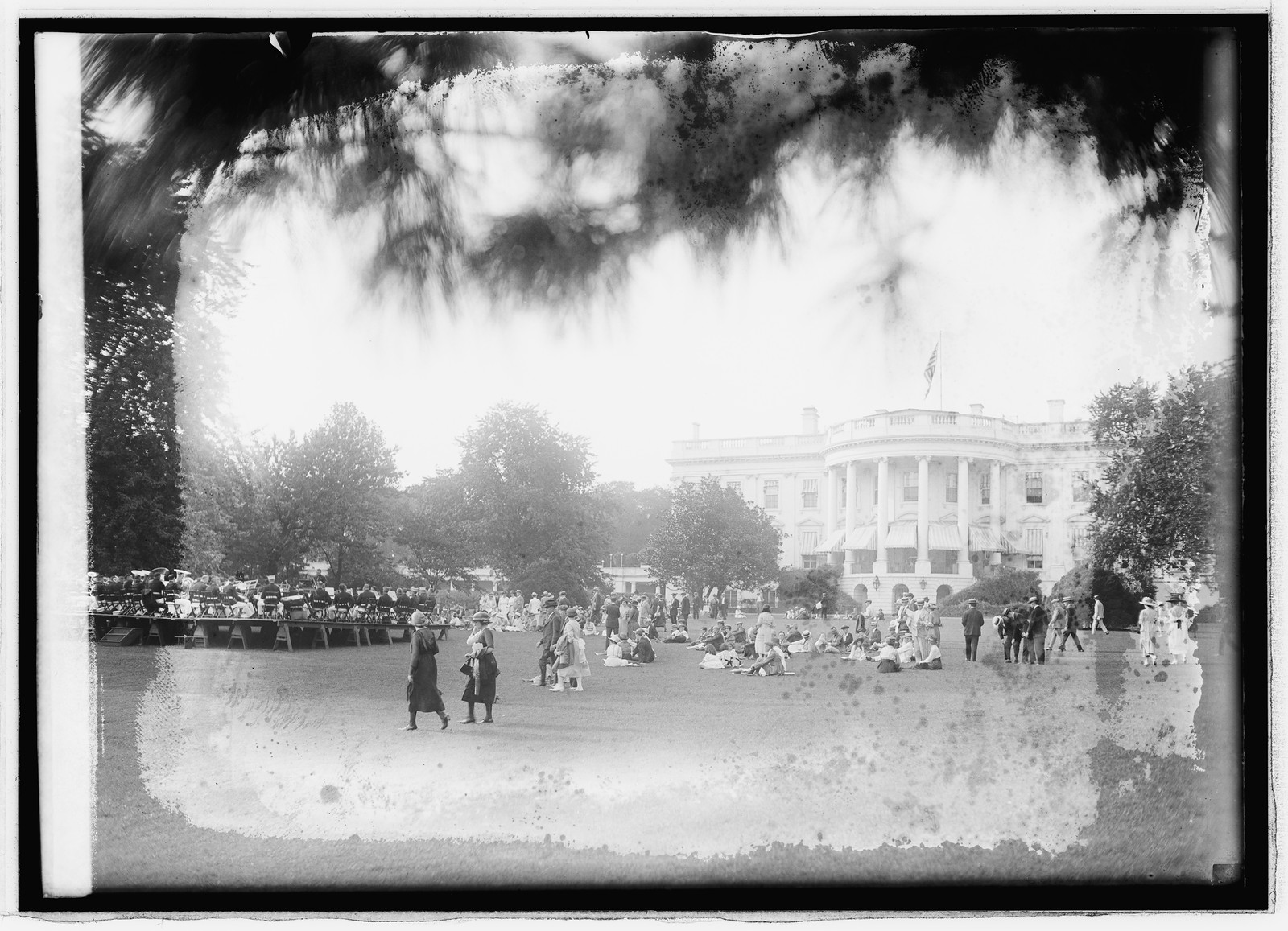Marine Band concert, White House, [7/16/21], [19]21 July 16] — historic photograph