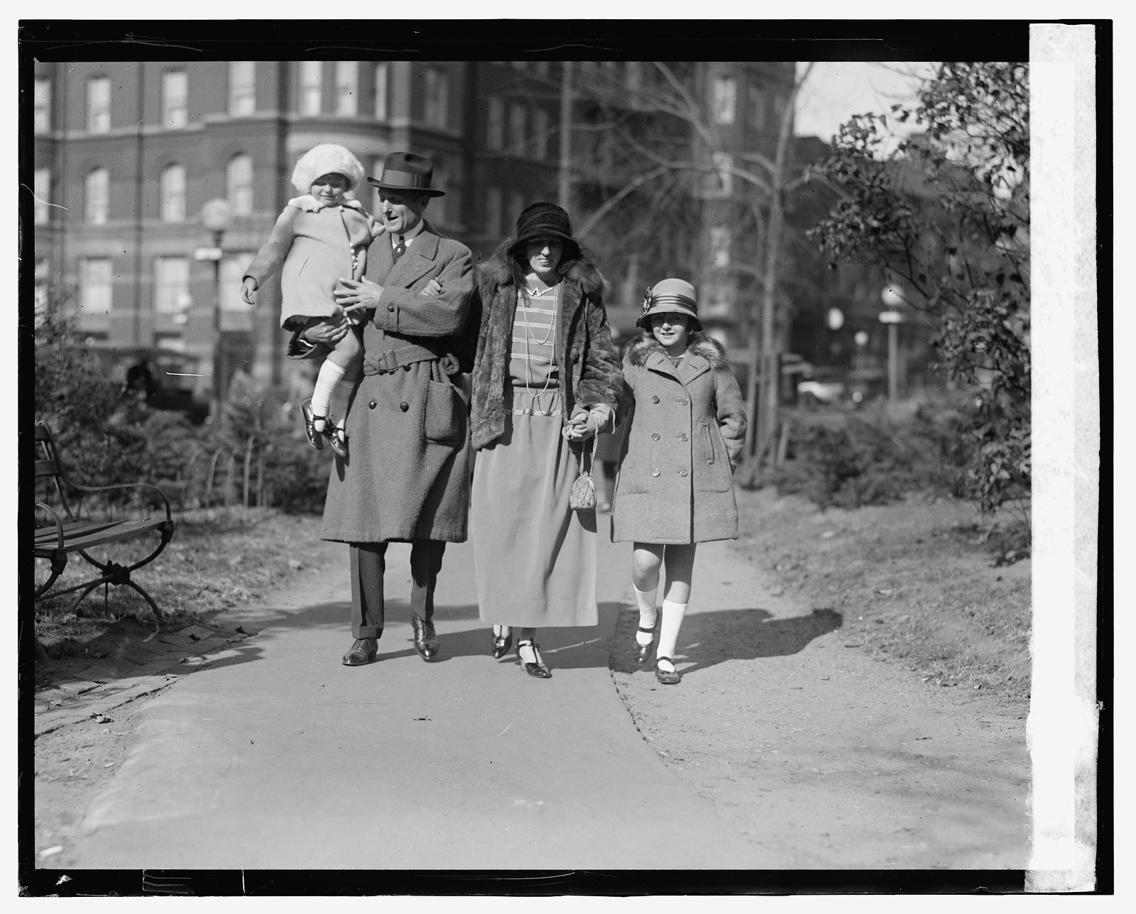 McAdoo & family, [11/9/23], [1923 November 9] — historic photograph