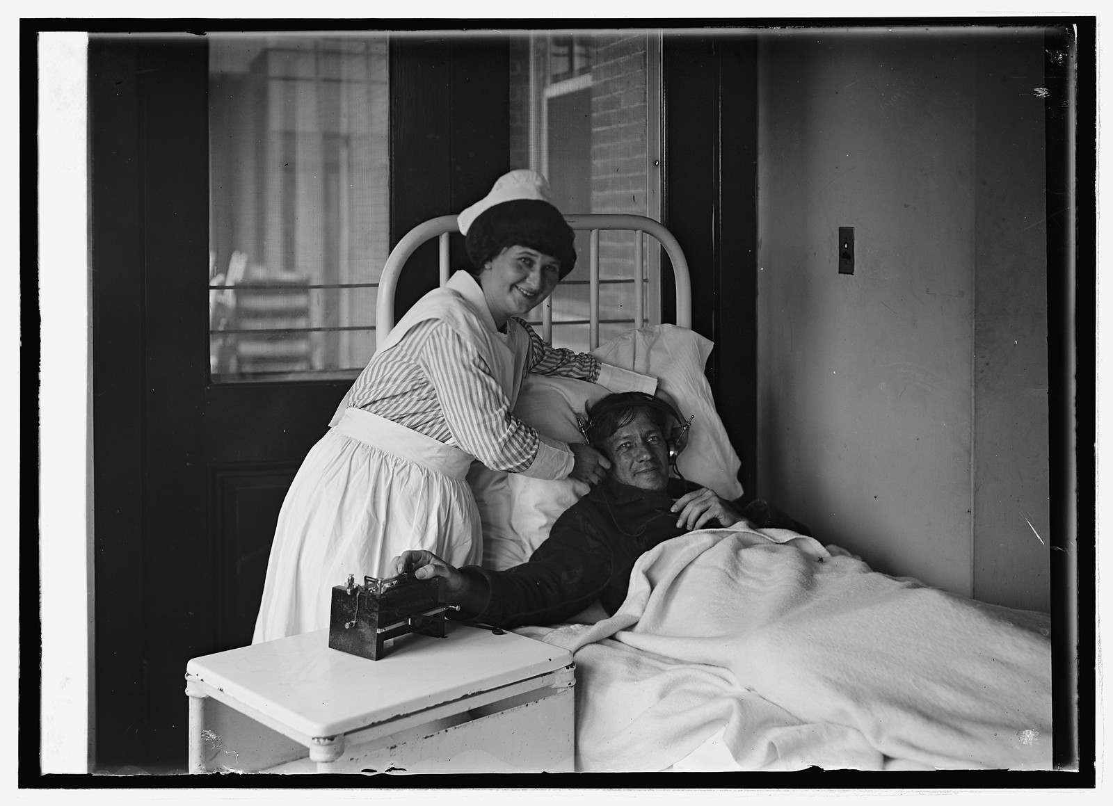 Radio at Garfield Hospital [Washington, D.C.], [ca. 1924] — historic photograph