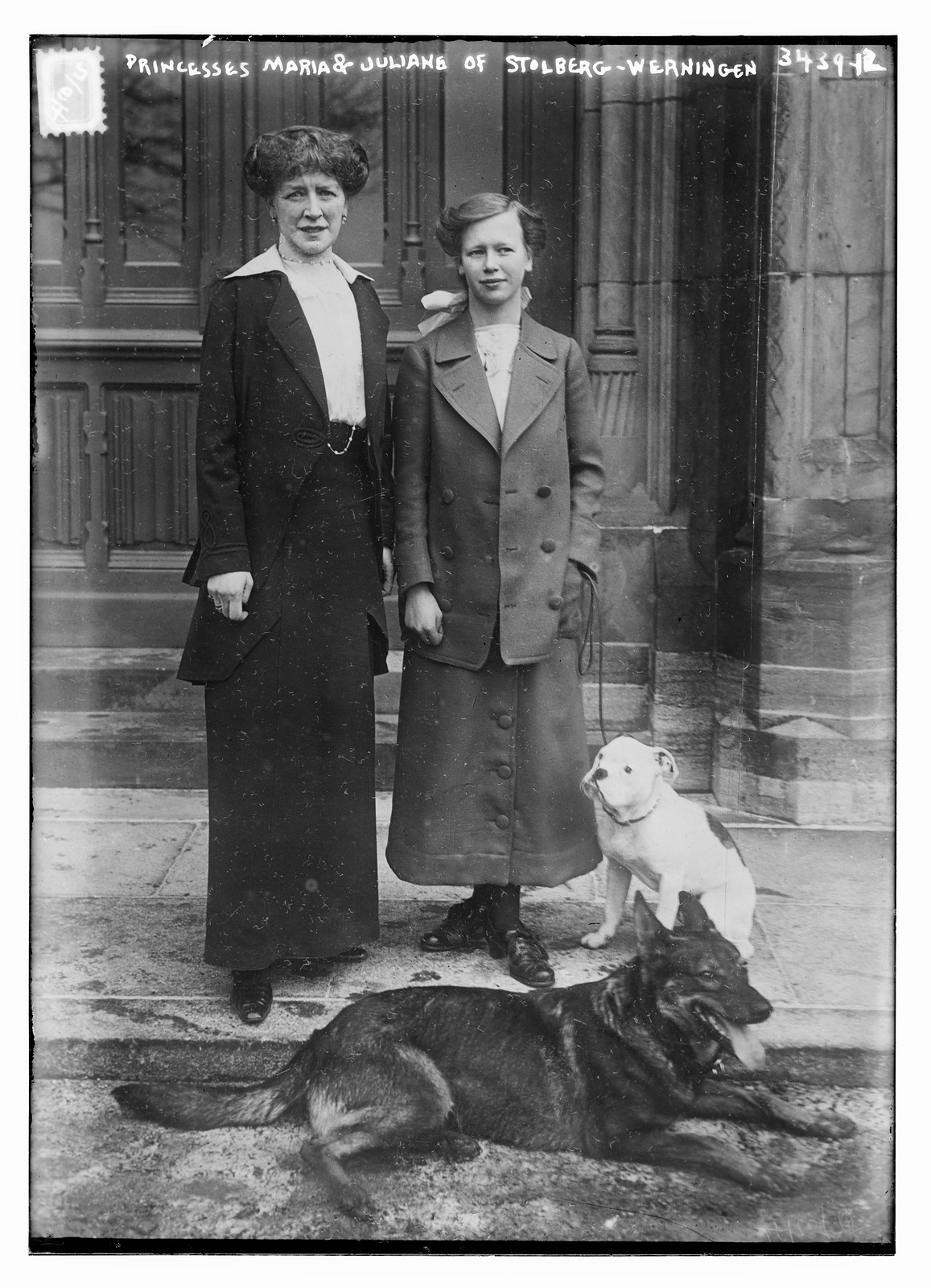 Princesses Maria & Juliana of Stolberg-Werningen, n/a — historic photograph
