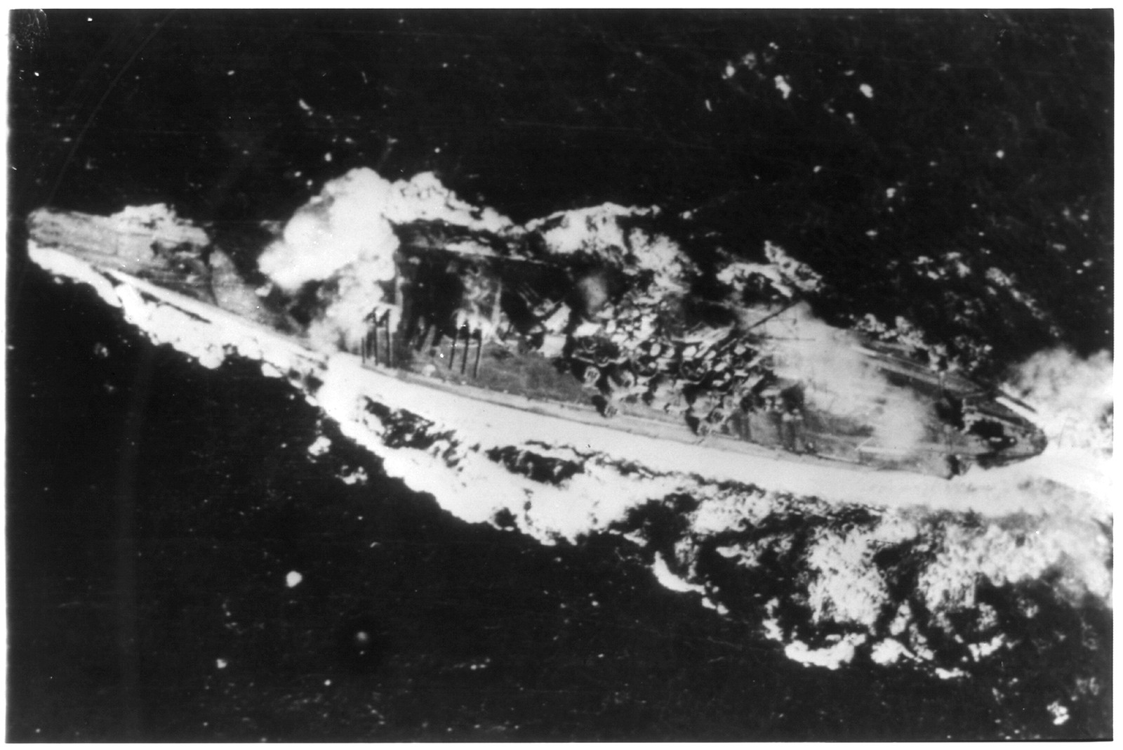 Japanese battleship, Yamato damaged by U.S. bombs, Oct. 25, 1944, 1944 — historic photograph