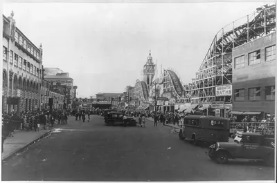 Street scene, Coney Island