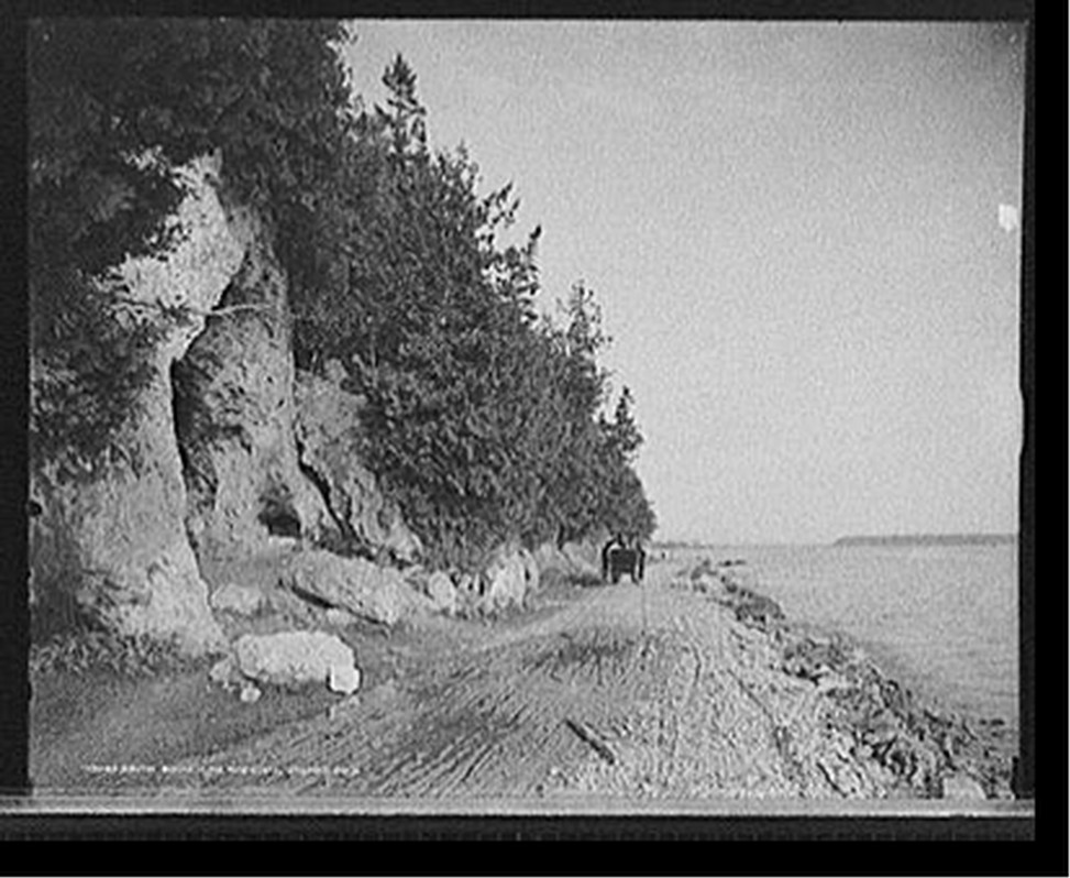 South Boulevard, Mackinac Island, Mich., c1906. — historic photograph