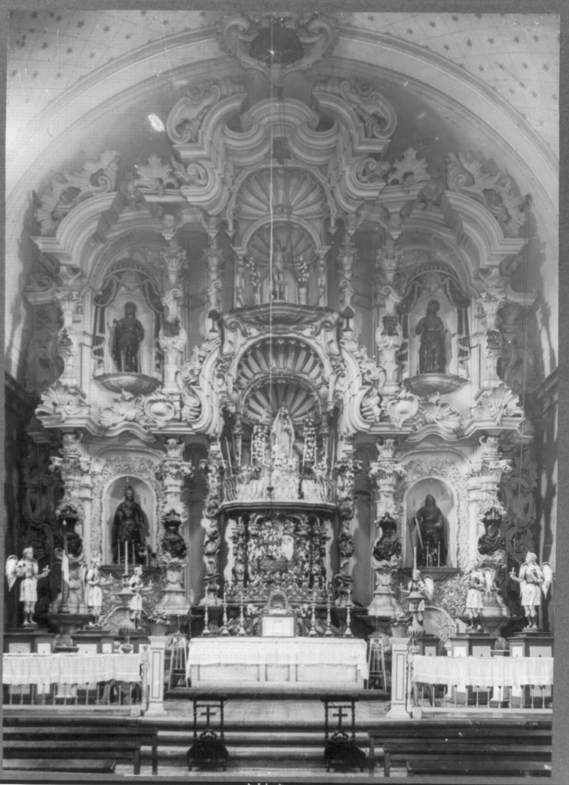 Altar of Iglesia de San Sebastion, Lima, Peru, [no date recorded on caption card] — historic photograph