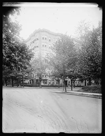 Toronto Apt., 20 & P, [Washington, D.C.]