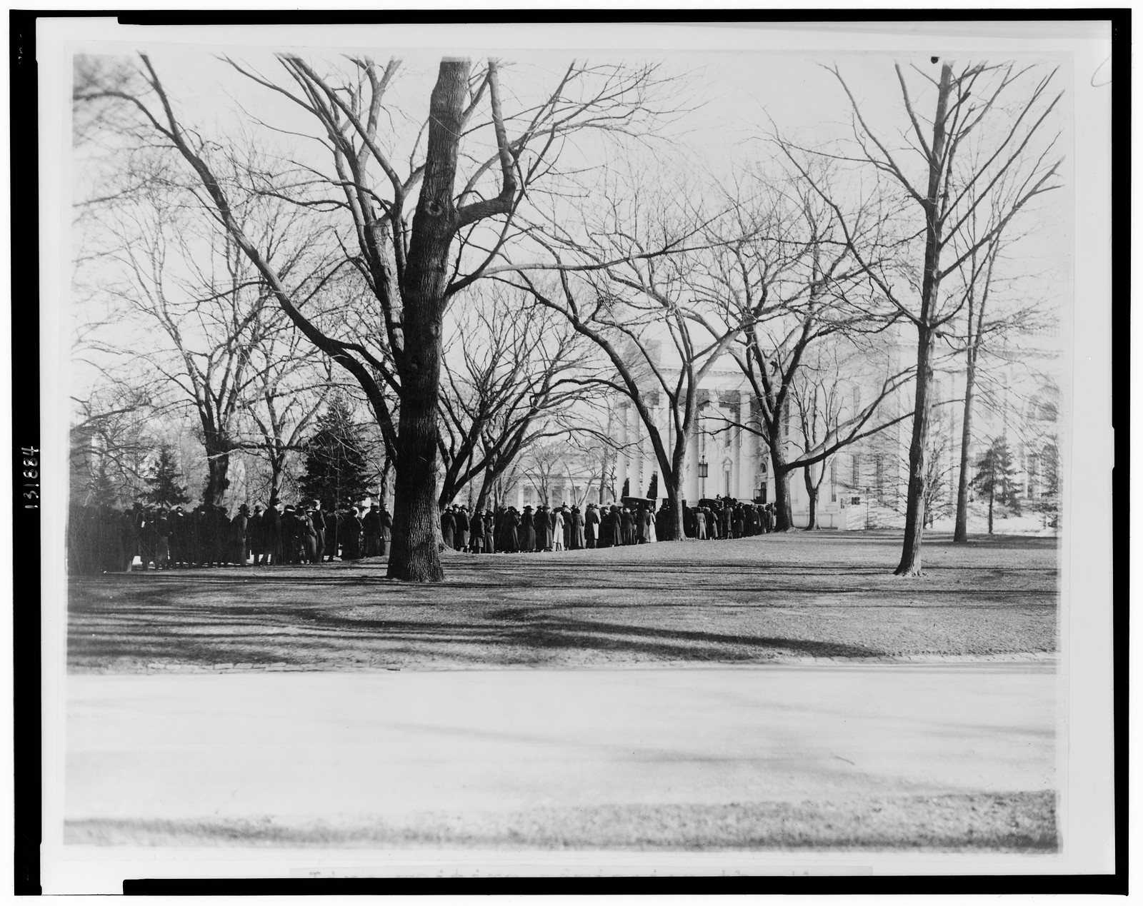 Line waiting admission to the White House today, [1922 Jan. 2] — historic photograph