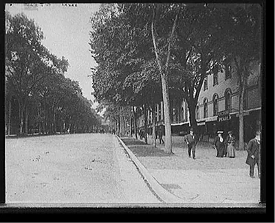 [Broadway looking east, Saratoga, N.Y.]