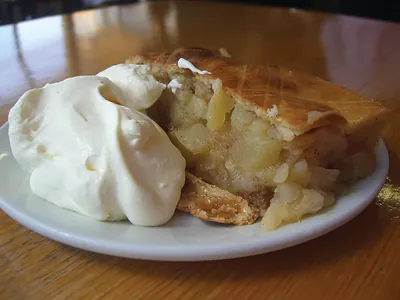 Apple Pie with Fresh Cream Kofflers Hutte AUD6